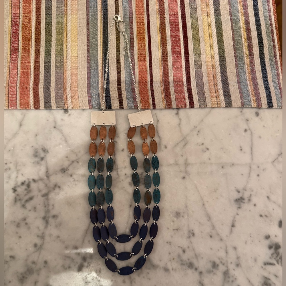 Jjill fabulous metallic statement necklace, like new